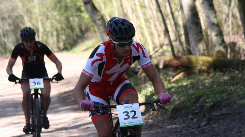 M.Blūms priekšplānā. Foto: A2/Dema MTB team.