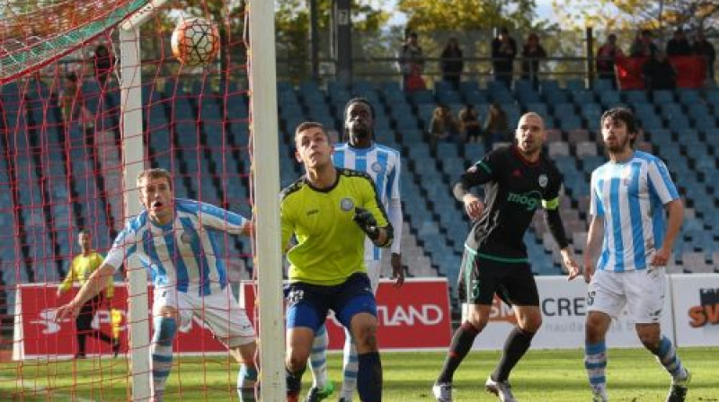 Roberts Ozols "Riga" vārtos
Foto: Mārtiņš Sīlis/Futbola Virsliga