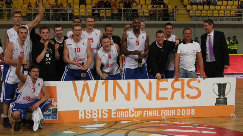 LBS Goda zāles jaunākie iemītnieki - FIBA kausa ieguvēi "Barons/LMT".
Foto: Renŗs Buivids