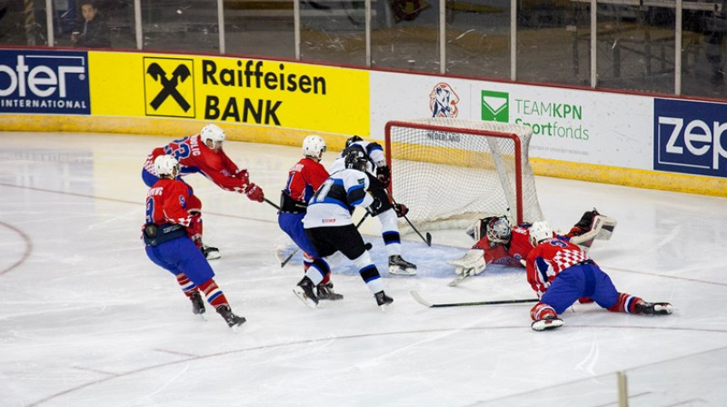 Igaunijas izlase gūst otros vārtus mačā pret Horvātiju.
http://wmib2017.iihf.com/en/