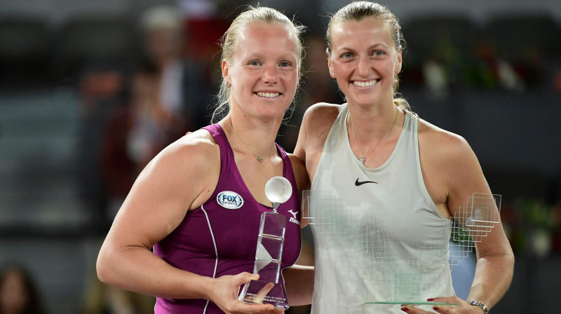 Lielisku Madrides finālu sarīkojušās Kiki Bertensa un Petra Kvitova
Foto: AFP/Scanpix