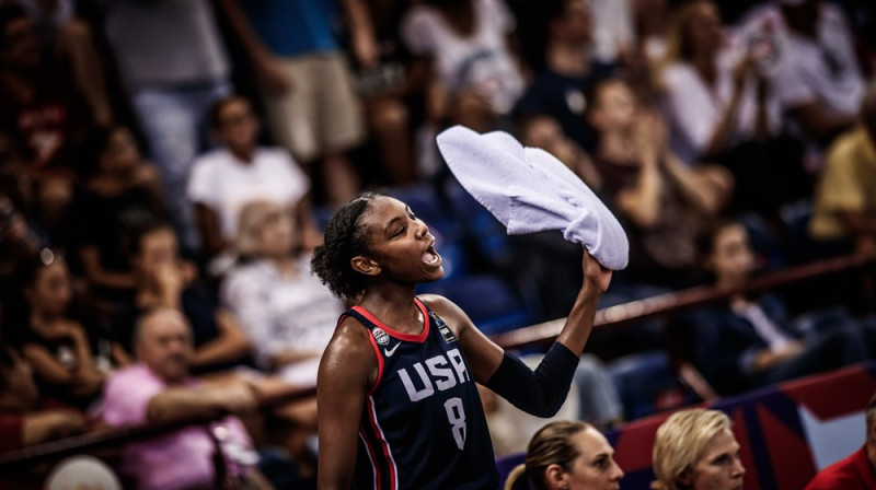 ASV izlases rezultatīvākā spēlētāja Džordona Horstona pusfināla mačā pret Ungāriju
Foto: www.fiba.basketball