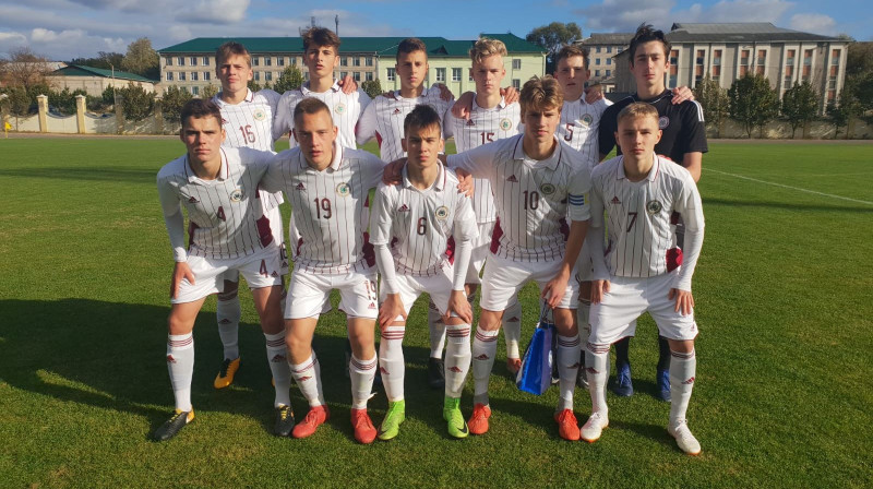 Latvijas U17 futbola izlases sākumsastāvs. Foto: Latvijas Futbola federācija