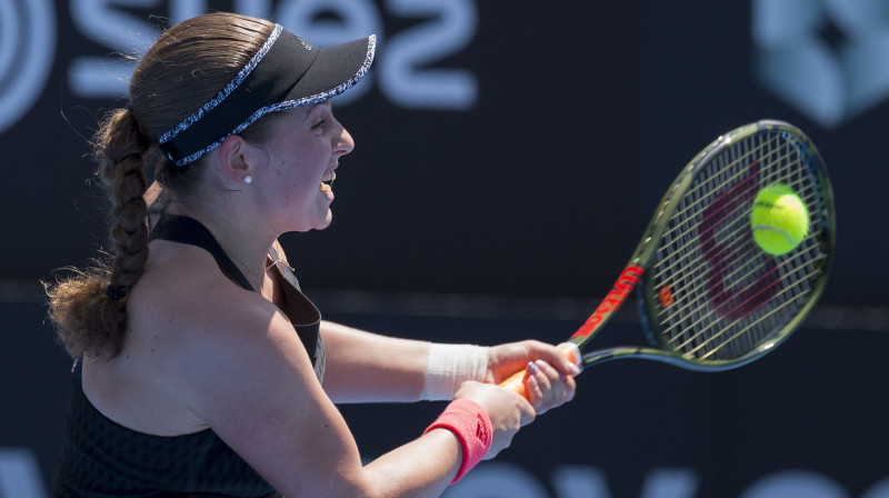 Aļona Ostapenko. Foto: EPA/Scanpix