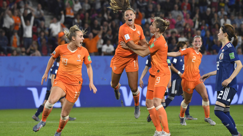 Nīderlandes sieviešu futbola izlases prieki. Foto: Damien Meyer/AFP/Scanpix