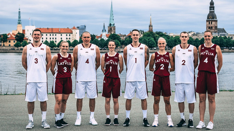 Latvijas 3x3 basketbola izlases.
Publicitātes foto