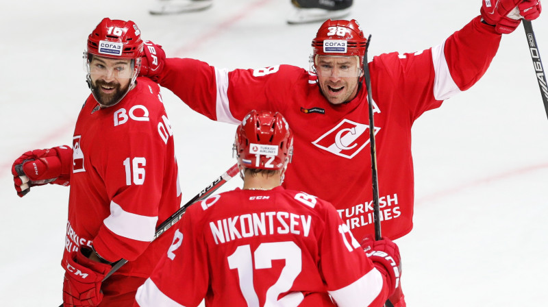 Kaspars Daugaviņš (Nr. 16) svin vārtu guvumu. Foto: Mikhail Japaridze/TASS/Scanpix