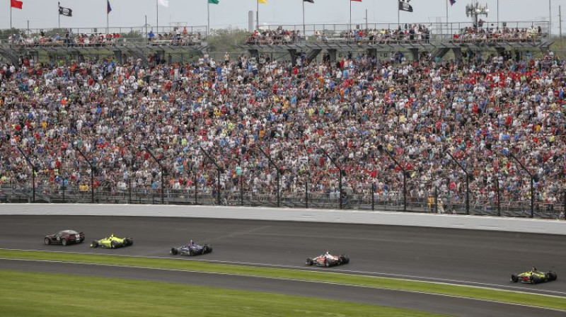 "Indy 500" sacensības iepriekšējā gadā. Foto: EPA/Scanpix