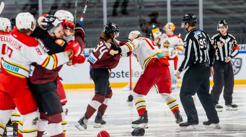 Džeisī Lipons un Viktors Baldajevs. Foto: Kaspars Volonts, Dinamo Rīga