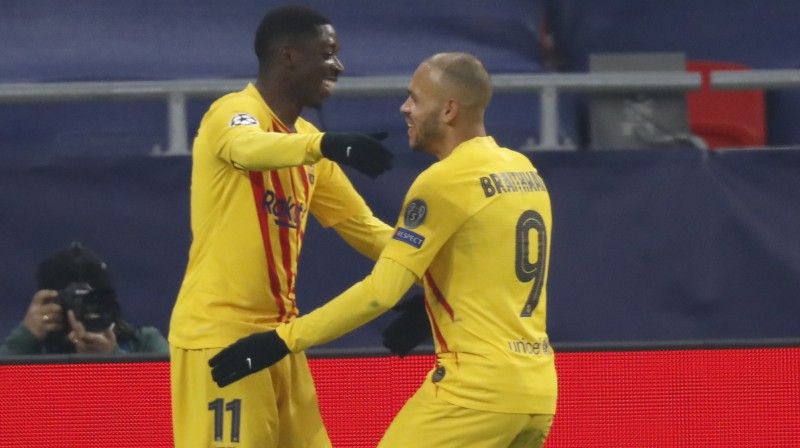 Usmans Dembelē un Martins Brētveits. Foto: AP/Scanpix