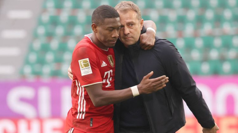 Davids Alaba un Hanzi Fliks. Foto: imago images/Hübner/Scanpix