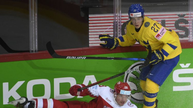 Nilss Lundkvists pret Mortenu Madsenu. Foto: Oksana Džadana/AP/Scanpix