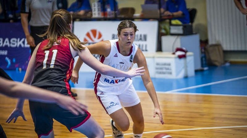 Vanesa Jasa: 17 punkti, 11 atlēkušās bumbas un septiņas rezultatīvas piespēles pret Horvātiju. Foto: FIBA