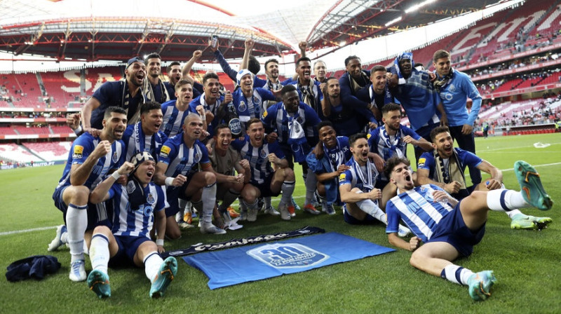 ''Porto'' līksmo pēc uzvaras čempionātā. Foto: AP/Scanpix