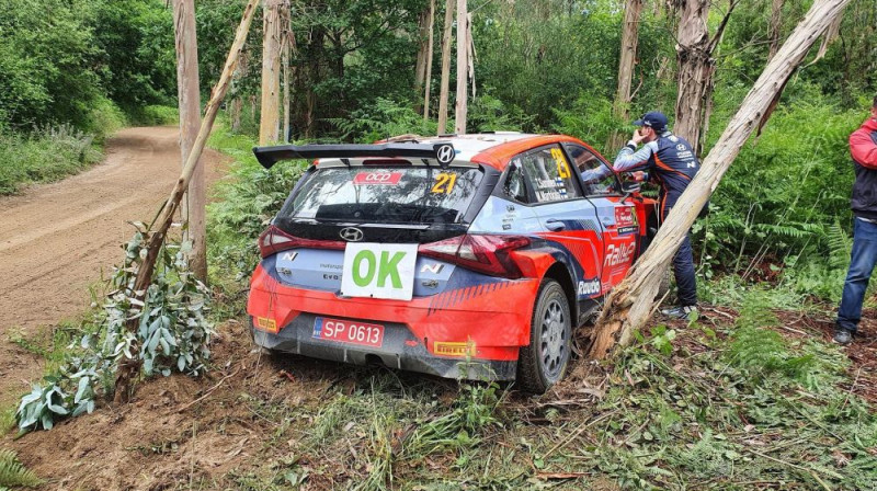 Tēmu Suninena mašīna pēc avārijas. Foto: ewrc.cz