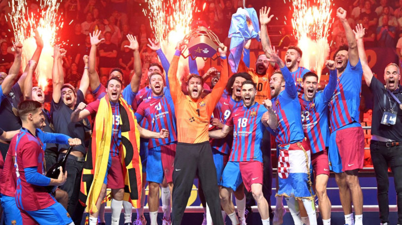 "Barcelona" handbolisti svin triumfu EHF Čempionu līgā. Foto: Fabian Bimmer/Reuters/Scanpix