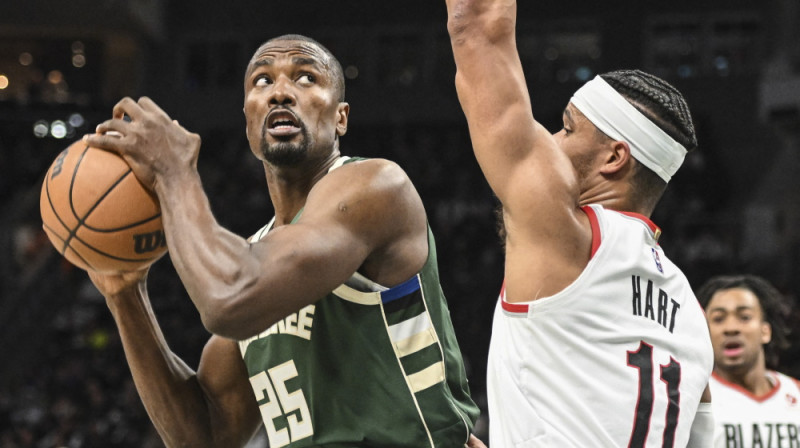 Seržs Ibaka ar bumbu. Foto: USA Today Sports/Scanpix