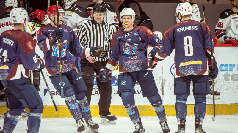 Jelgavas "Zemgale"/LLU hokejisti svin vārtu guvumu. Foto: HK Zemgale/LLU
