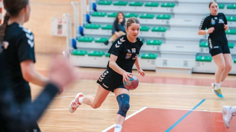 "REIR"/"Dobele SS" handboliste Elīza Bilkšte. Foto: handball.lv