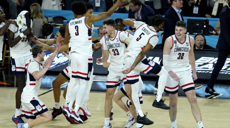 "UConn Huskies" basketbolisti. Foto: AP/Scanpix