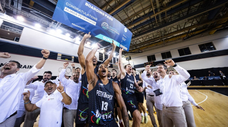 Turcijas "Petkim Spor" pēc tikšanas FIBA Čempionu līgas pamatturnīrā. Foto: FIBA