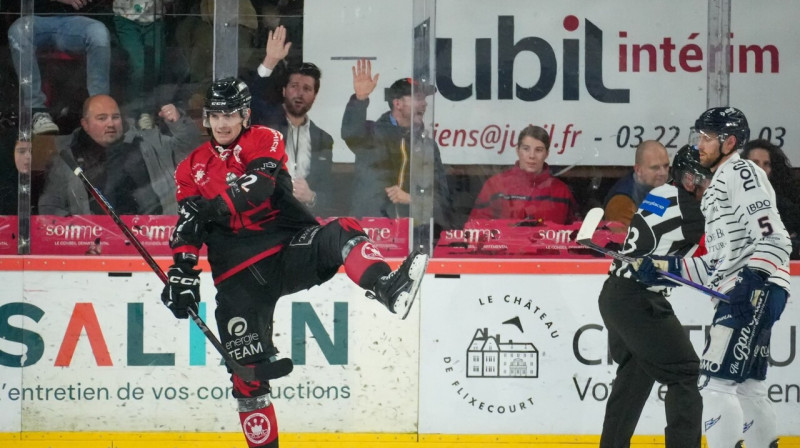 Jānis Švenenbergs pēc vārtu guvuma. Foto: Gauthier Bident/Gothiques d'Amiens