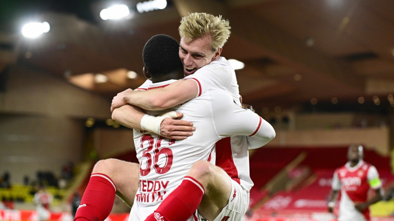 "Monaco" spožais jaunpienācējs Mika Bīrets pēc kārtējā vārtu guvuma. Foto: William Cannarella/Zumapress.com/Scanpix