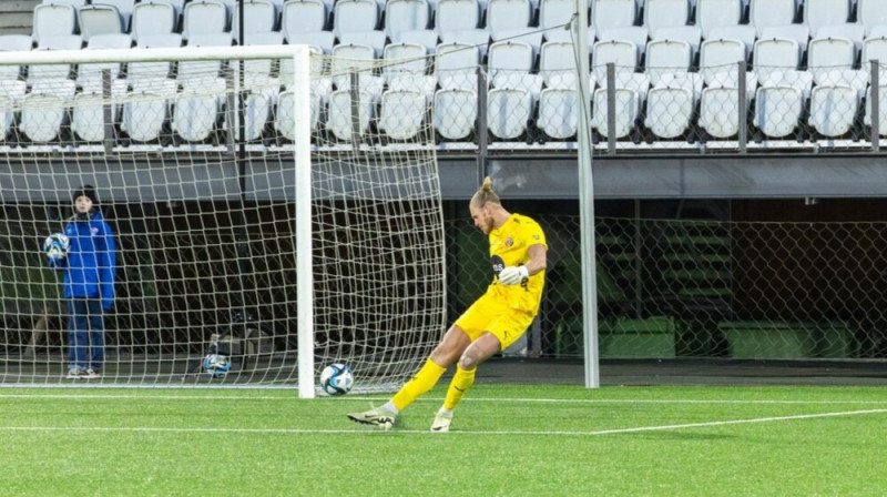 Touršhavnas HB vārtsargs Reinis Reinholds. Foto: RSmedia/Havnar Bóltfelag