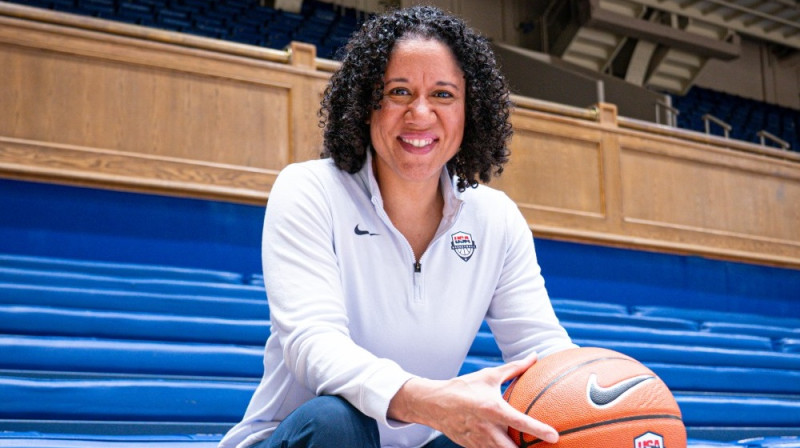 Kara Lousone: trīspadsmitā trenere sieviešu valstsvienībā. Foto: USA Basketball