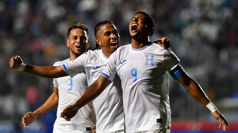 Hondurasas valstsvienības futbolisti. Foto: Orlando Sierra/AFP/Scanpix