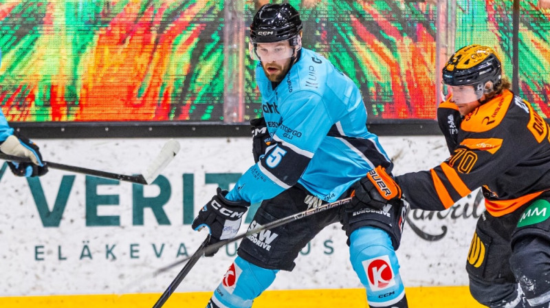 Oskars Batņa. Foto: Lahden Pelicans