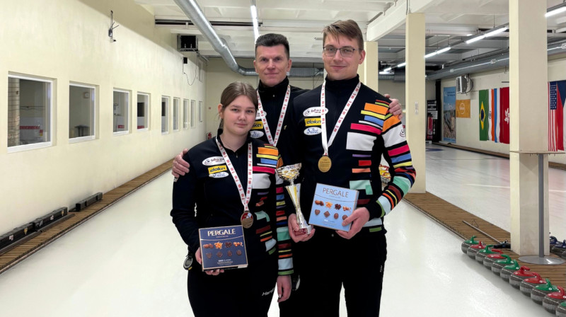 Agate Regža, Aleksandrs Baranovskis, treneris Ansis Regža
Foto: LKA