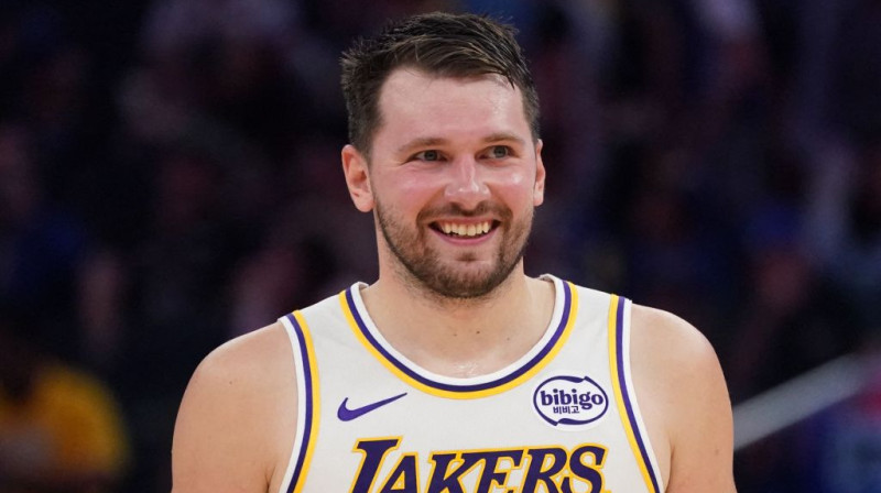 Luka Dončičs smaidīgs. Foto. AP/Scanpix