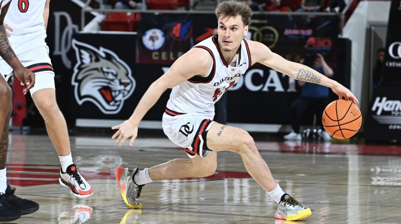 Roberts Blūms. Foto: Davidson College Men's Basketball