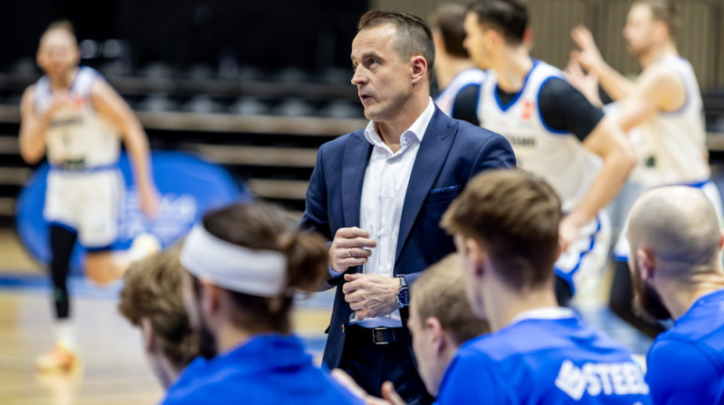 "Ogres" galvenais treneris Uldis Švēde. Foto: Jānis Martels