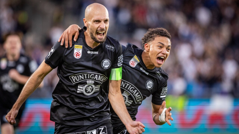 Grācas "Sturm" pussargs Jons Gorencs Stankovičs pēc vadības iegūšanas pret Edinburgas "Hearts". Foto: Branislav Račko/Imago Images/Scanpix