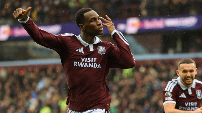 Nikolass Džeksons. Foto: Aston Villa