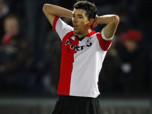 Makajs varētu pamest ''Feyenoord'', taču 2. Bundeslīgā spēlēt negrib