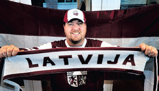 Kriss Breikšs: Vankūverā ar Latvijas karogu