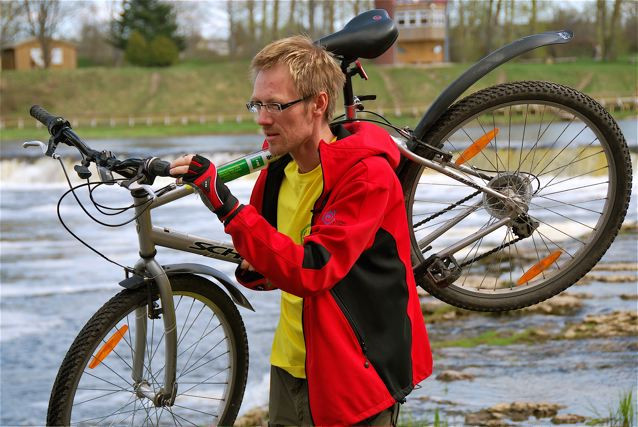 Izsludina velo radošo video konkursu