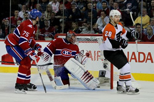 ''Flyers'' uzvar ''Canadiens'', sērijā 3:1