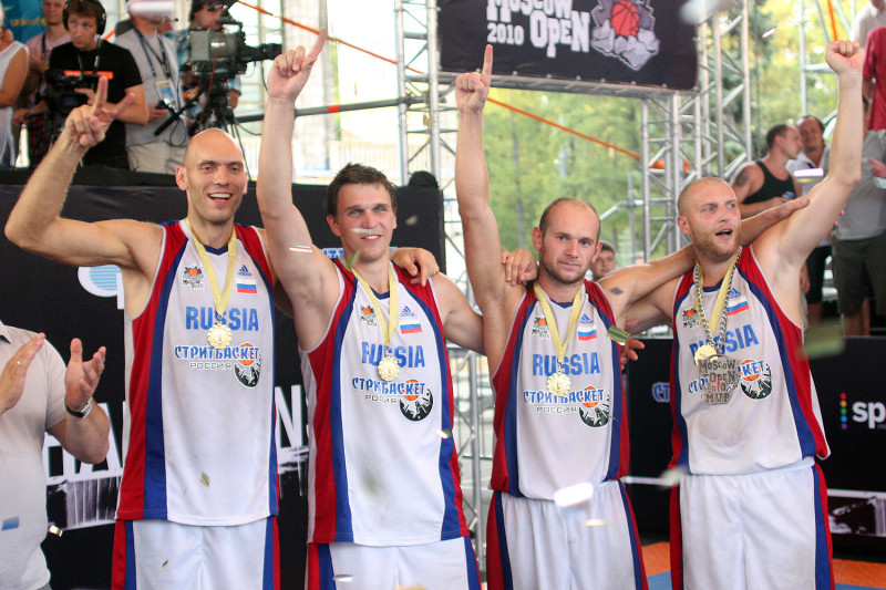 Krievijas strītbasketbolisti izcīna čempionu titulu