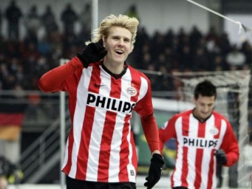 ''PSV'' grauj ar 6:0; čempionei ''Twente'' atkal bezvārtu neizšķirts