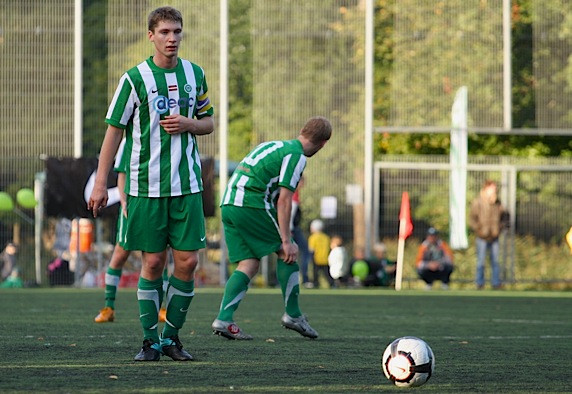 Divi "Mettas" futbolisti atrādās Zviedrijas virslīgas klubā