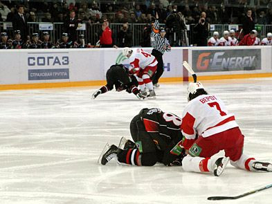 Judins: ""Avangard" hokejisti uz ledus sakrita kā bumbieri... man ir kauns"