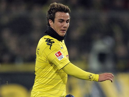 Dortmundes "Borussia" talants Gece pagarina līgumu līdz 2016. gadam