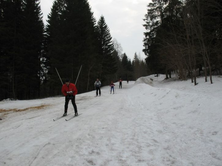 Sestdien tradicionālais tautas slēpojums "Apkārt Gaiziņam"