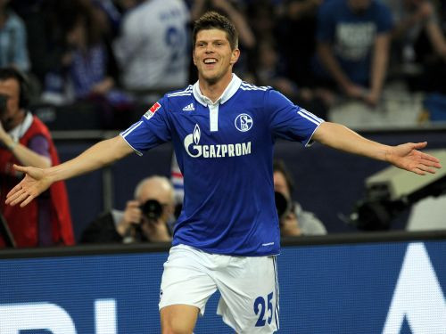 "Schalke" spēlē neizšķirti Augsburgā, cīņa par trešo vietu joprojām atklāta