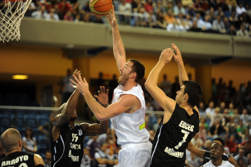 FIBA Izaicinājuma kausa finālā spēlēs "Bešiktas" un "Elan Chalon"