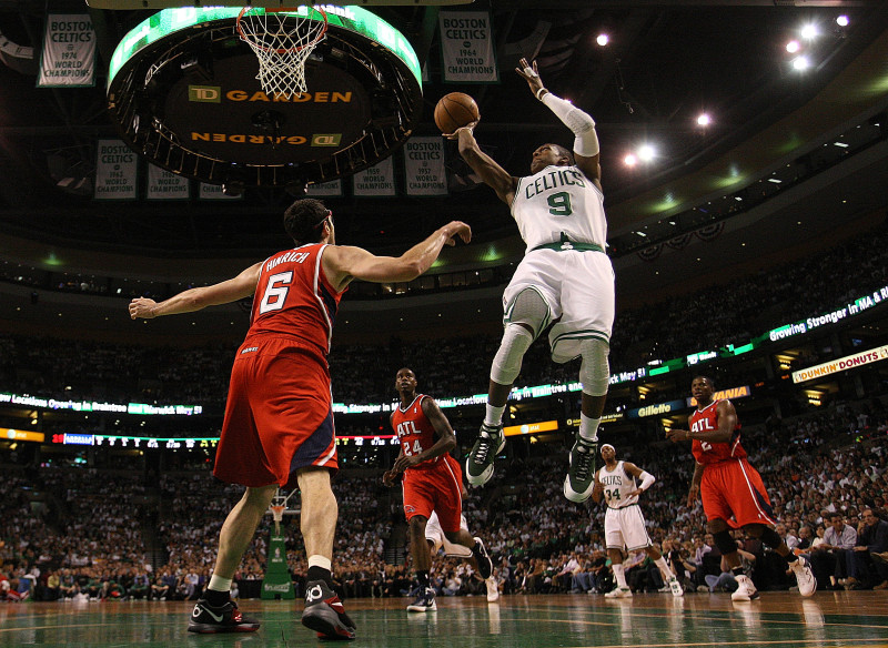 "Celtics" un "76ers" pārņem vadību, "Nuggets" izcīna pirmo uzvaru